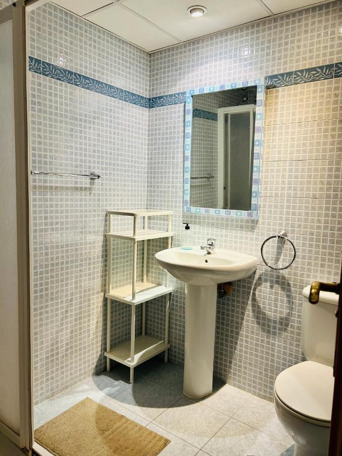 Guest House Teatinos Málaga Extérieur photo